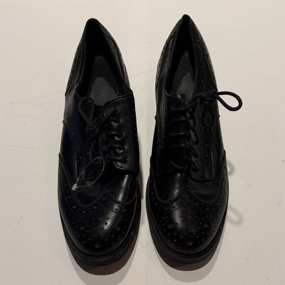 Vero Cuoio Black Leather Brogues